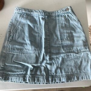 Lauren Ralph Lauren Jean skirt size 8 on the tag fits like a size 6